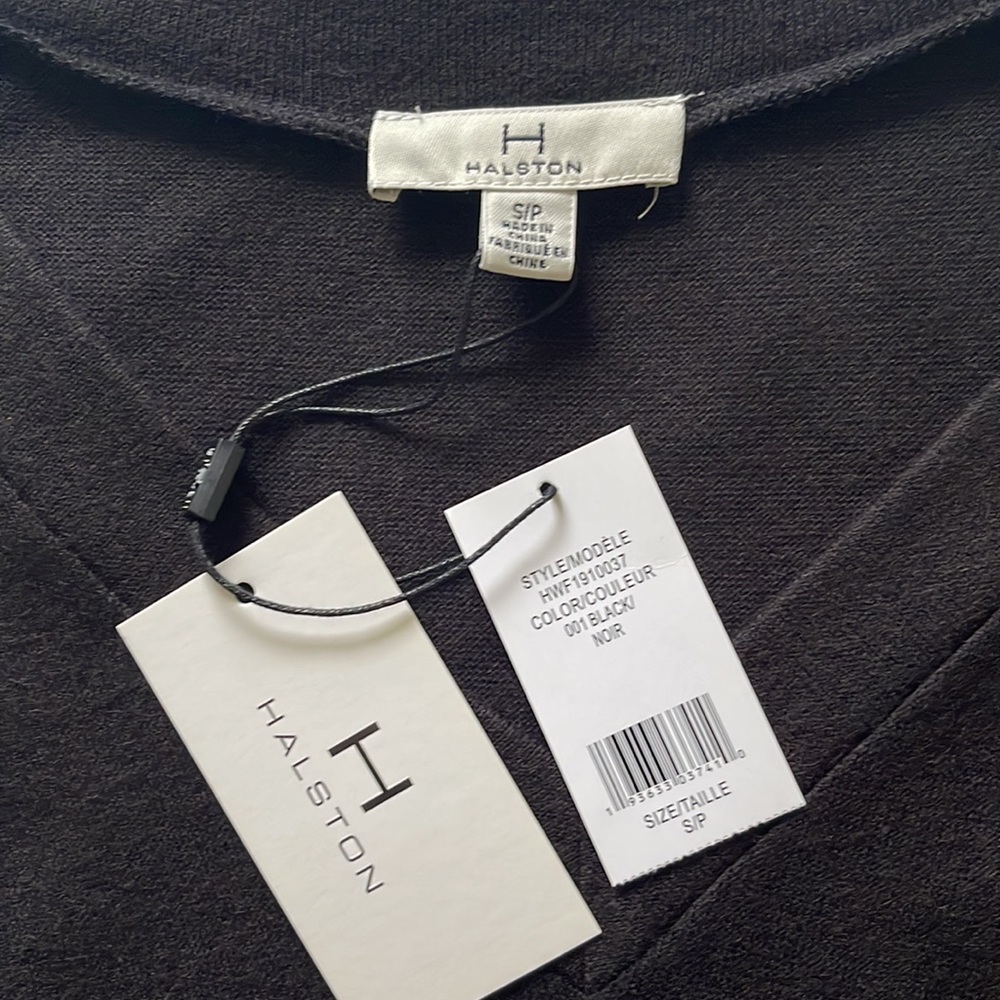 Halston Black Long Sleeve Tunic Lightweight Knit Pullover Size Small - Picture 3 of 10